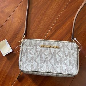 Michael Kors Crossbody bag